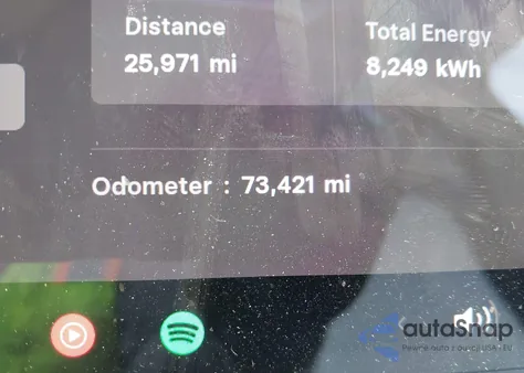 2021 Tesla Model Y Performance Dual Motor All-Wheel Drive z USA, uszkodzony, nr VIN 5YJYGDEF6MF073044